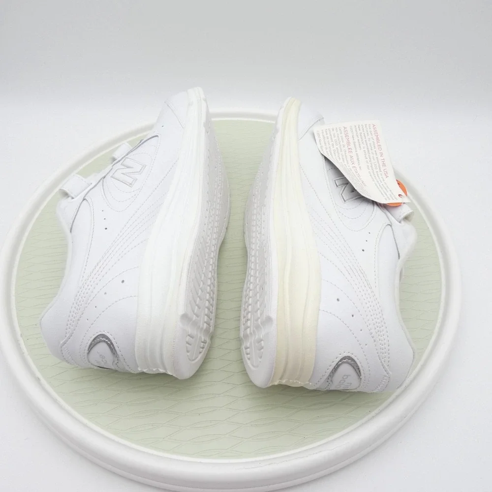 New Balance 577V1 MW577VM Mens US 10.5 Walking Shoes White Leather Sneakers